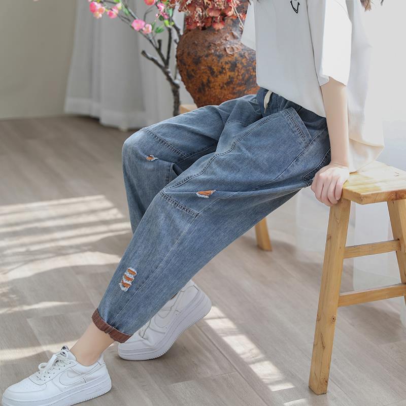 Women's Summer Fashion Ripped Ninth Jeans / Pants