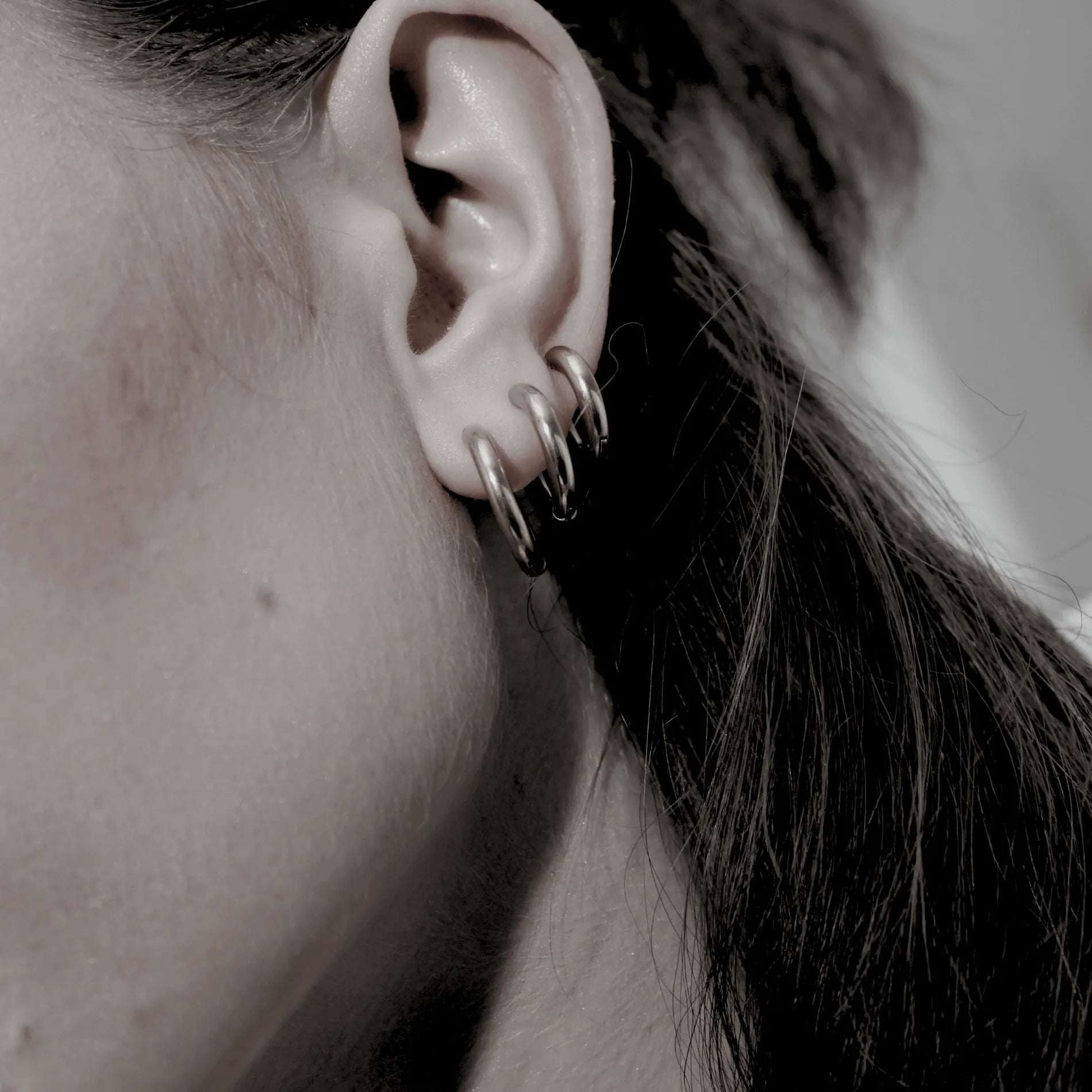 Passion Waterproof 18mm Huggie Earring 18K Gold Plating