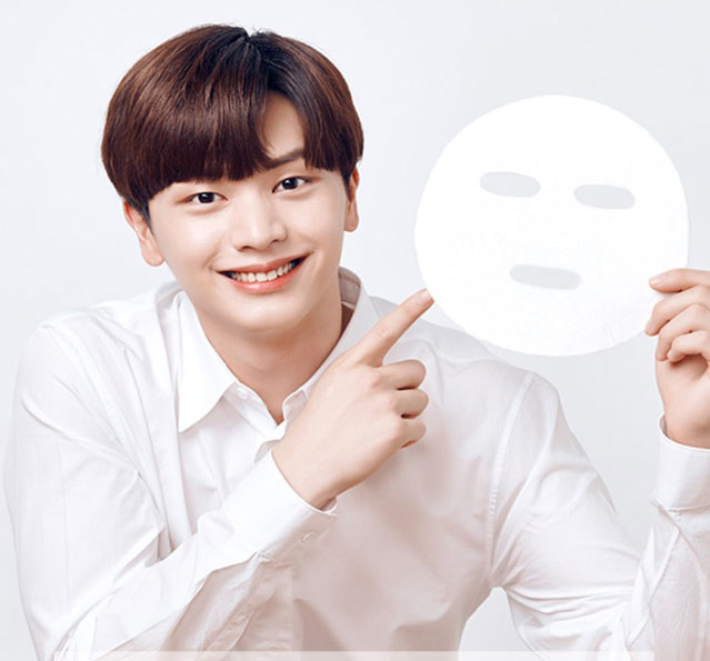 SOME BY MI Red Diamond Brightening Glow Luminous Ampoule Mask 1 PC